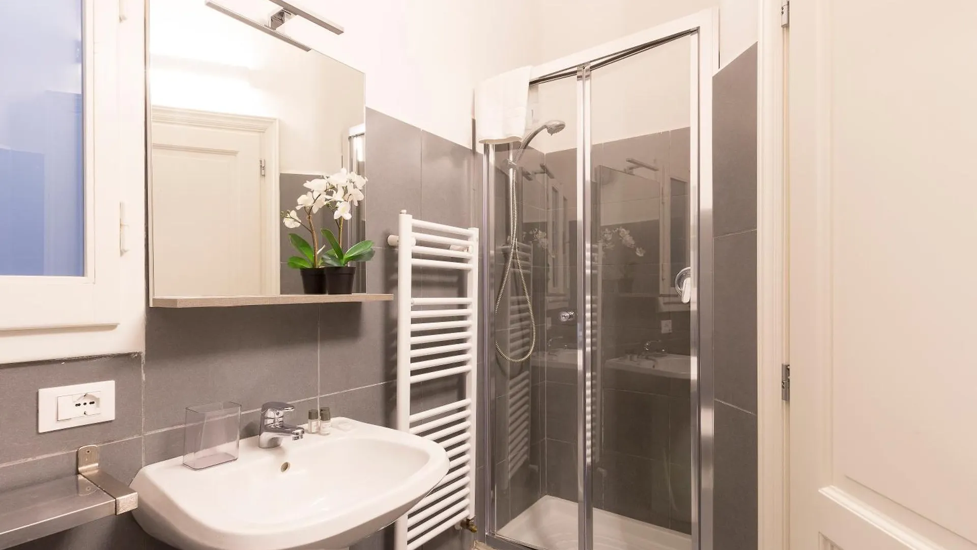 Porta Rossa Dream Apartment Florence