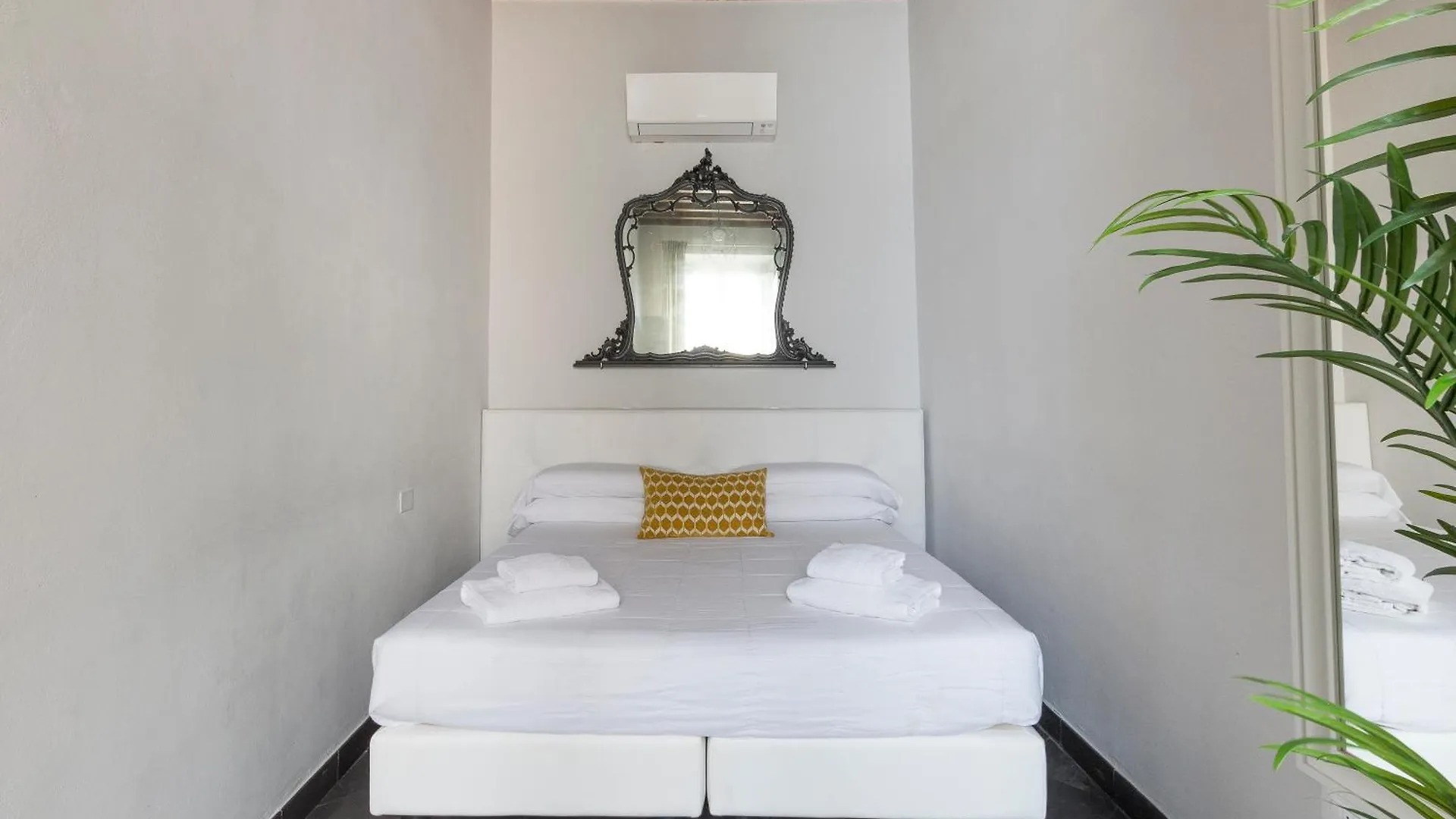 Porta Rossa Dream Apartment Florence