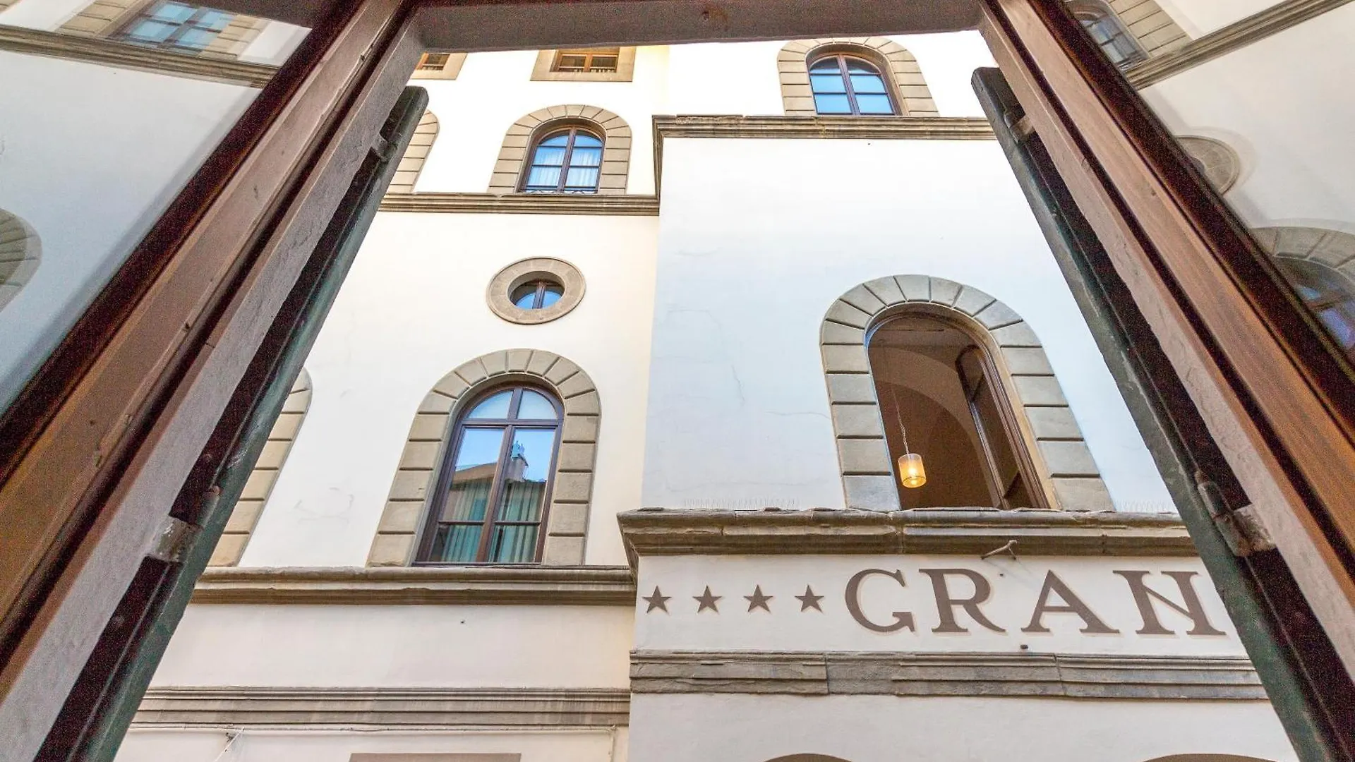 Porta Rossa Dream Apartment Florence